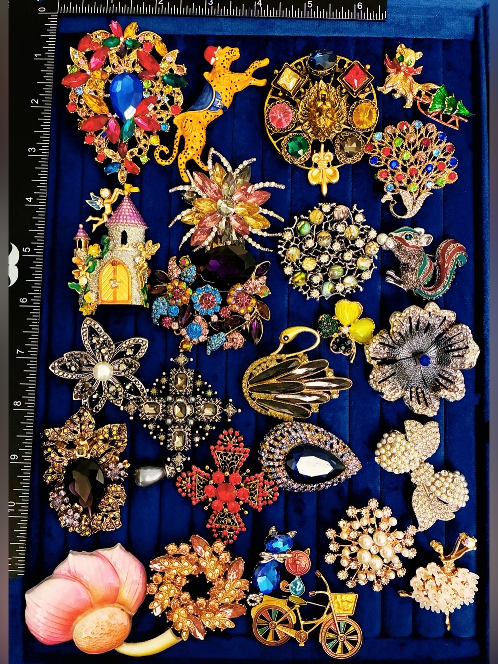 Lot 25 Pc Mixed Animal Flower Rhinestone Brooch Pins Jewelry Collection